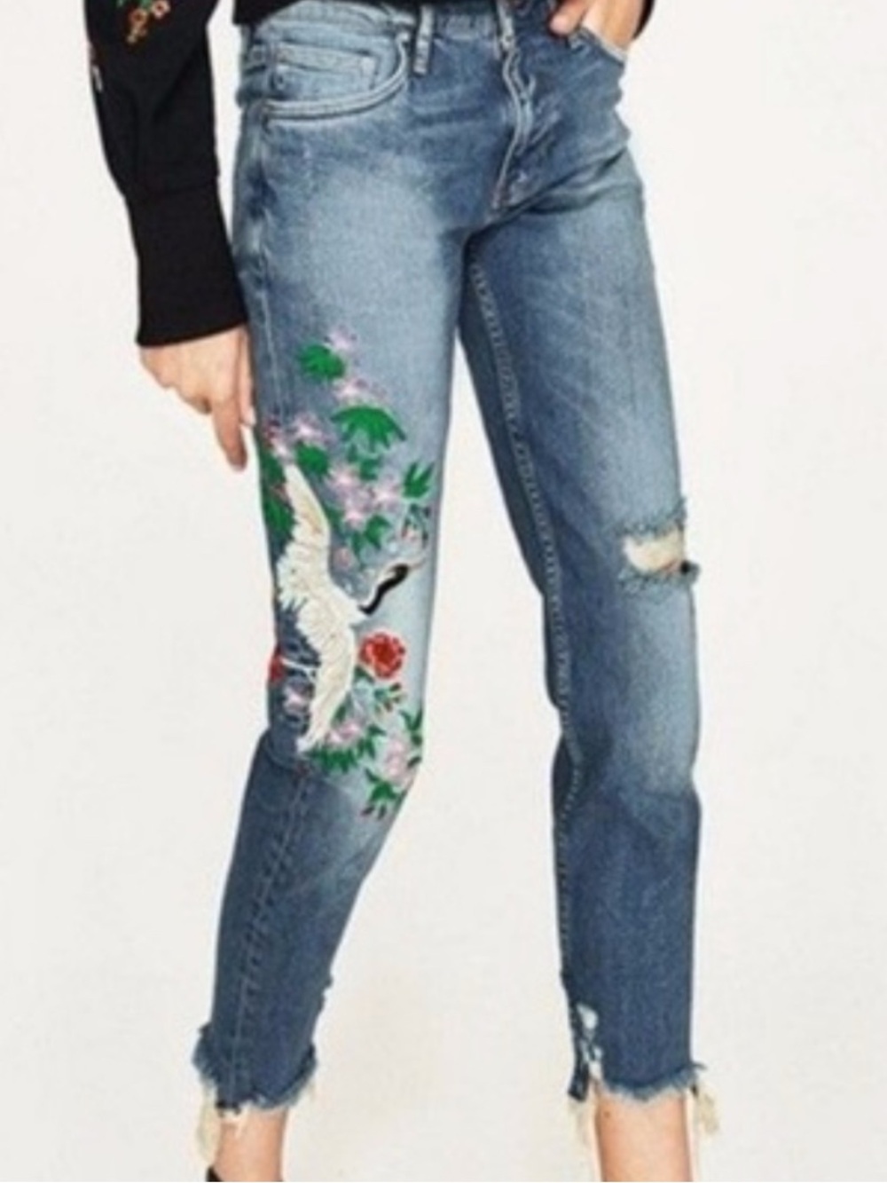 ZARA Crane Bird Floral Print Embroidered Cropped Jeans